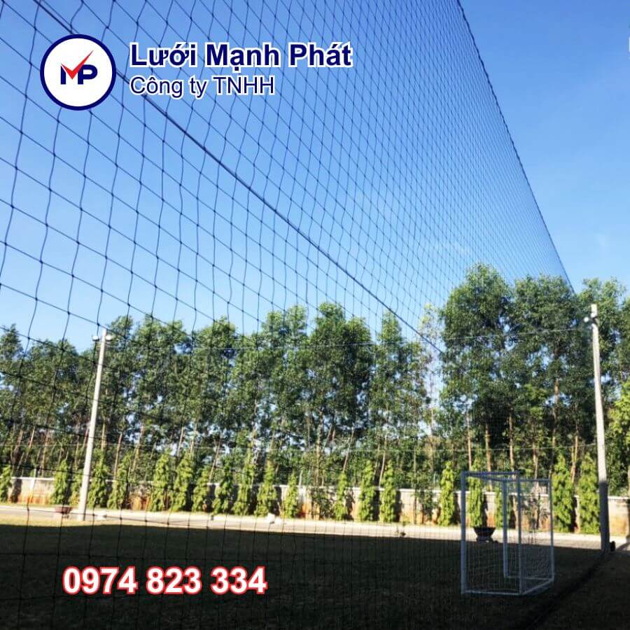 lưới chắn sân cầu lông